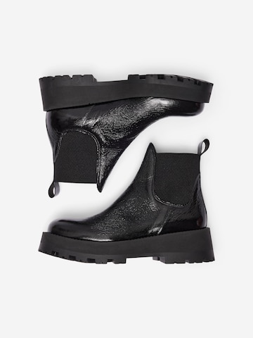 SELECTED FEMME Chelsea Boots 'Cora' in Black