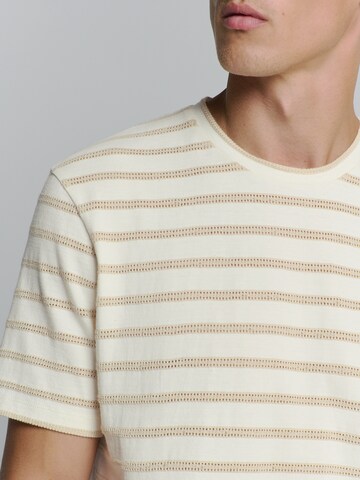 No Excess Shirt in Wit