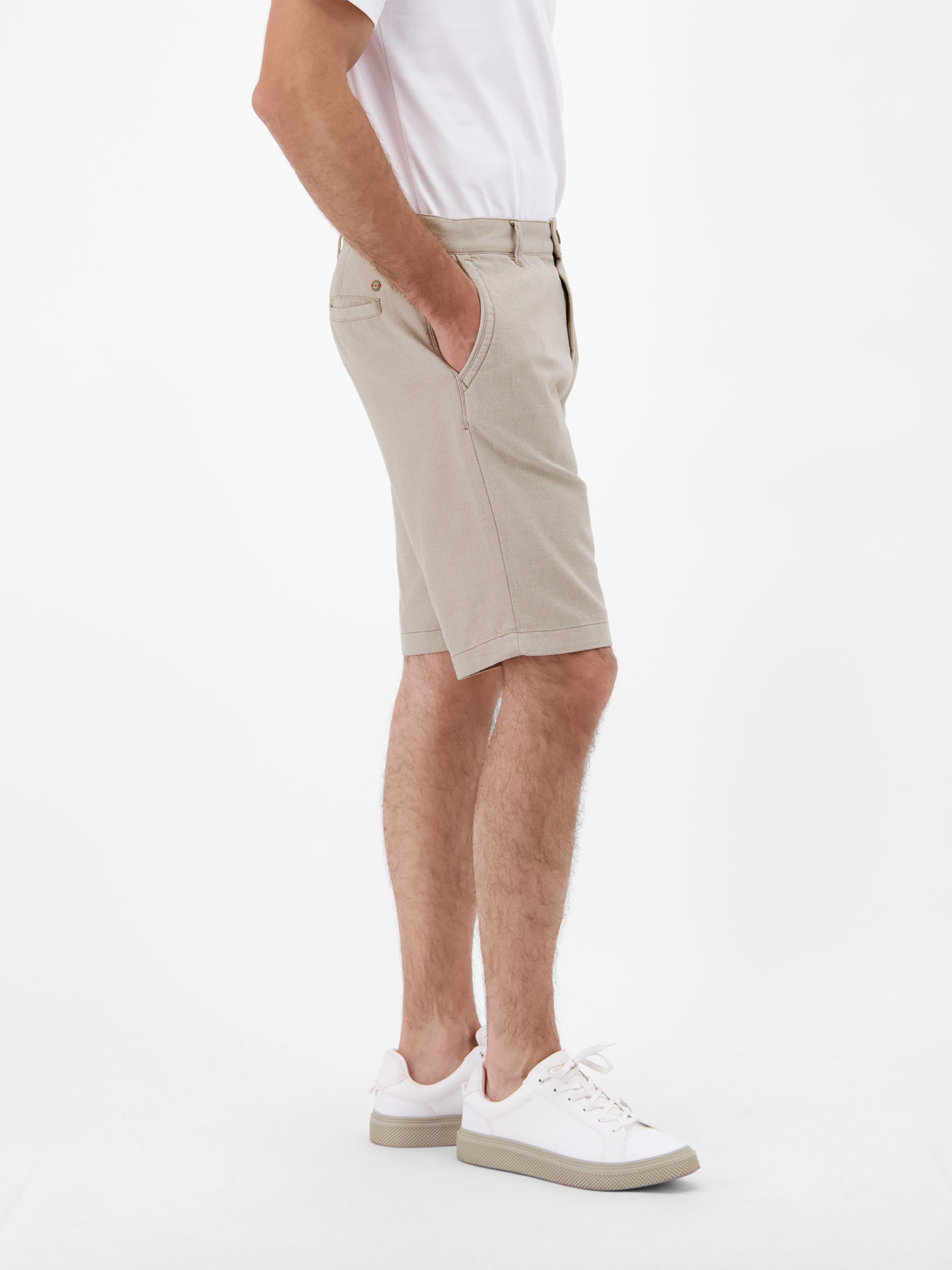LERROS Regular Flexible Chino Bermuda in Strukturqualität in Beige