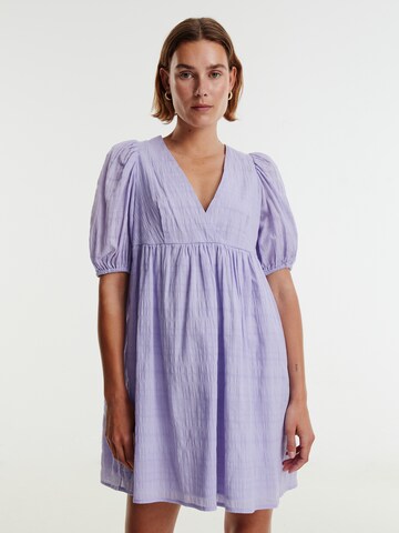 Robe 'Miriam' EDITED en violet : devant