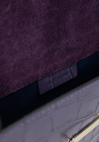 Usha Crossbody bag in Purple
