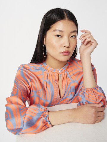 Emily Van Den Bergh Blouse in Oranje