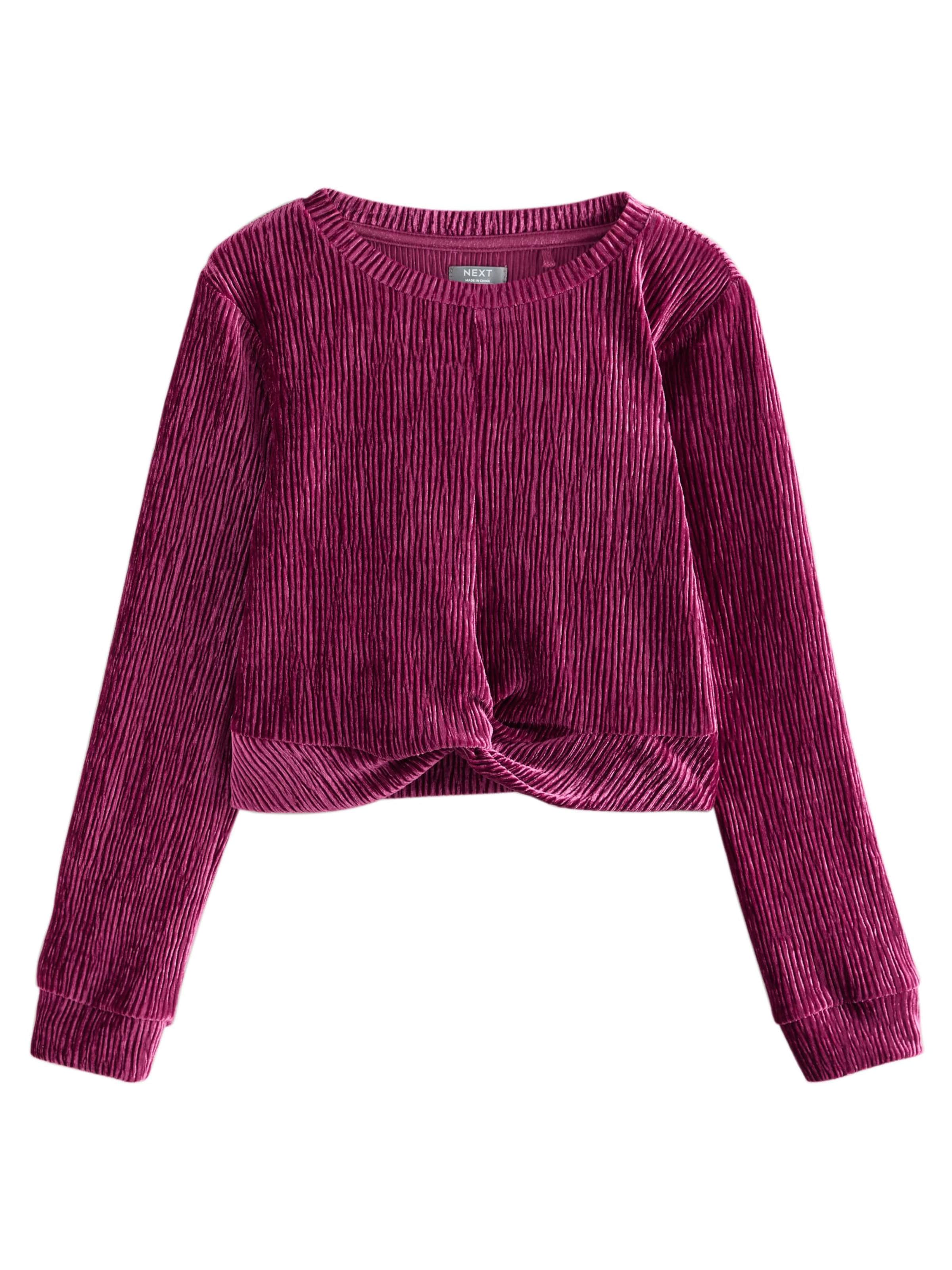 Next Тениска в червено: отпред