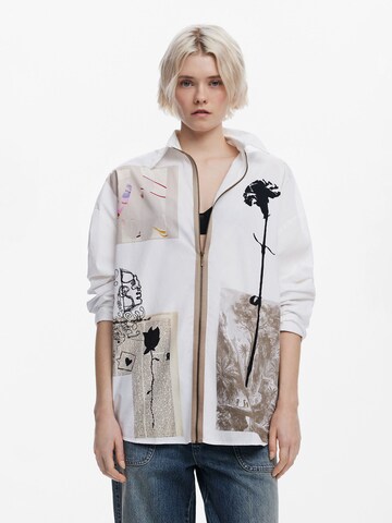 Desigual Blouse in White: front