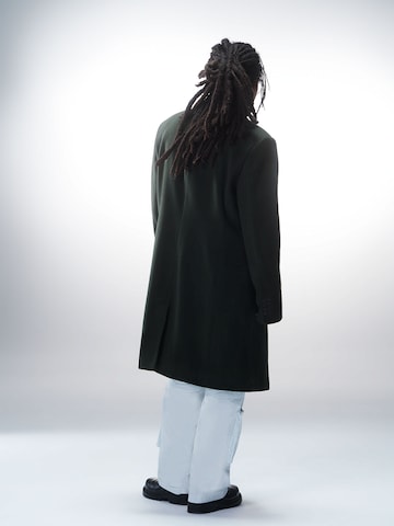 Luka Sabbat for ABOUT YOU Between-seasons coat 'Joshua' in Green