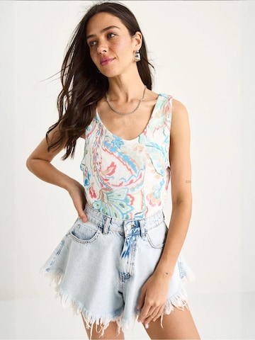 Bianco Lucci Top in Wit: voorkant