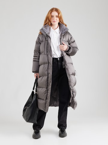MAX&Co. Зимнее пальто 'Armanda' в Серый
