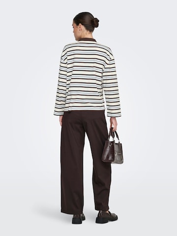 T-shirt 'JDYLine' JDY en beige