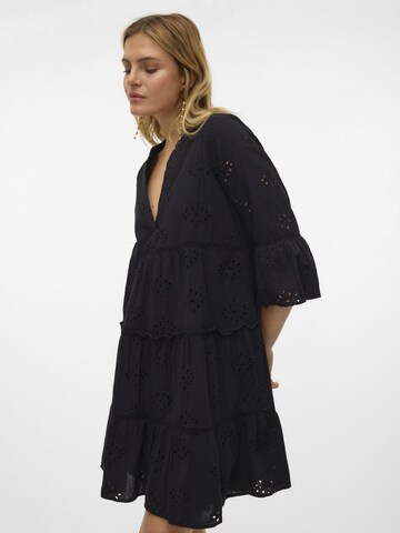 Robe-chemise 'DICTHE' VERO MODA en noir
