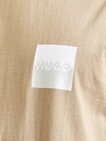 Tricou 'Dapusi' de la HUGO pe bej