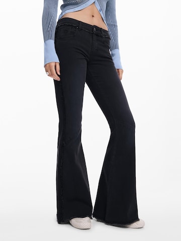 Flared Jeans di Desigual in nero: frontale