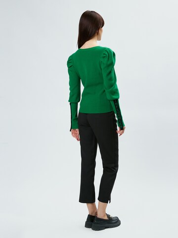 Influencer Sweater in Green
