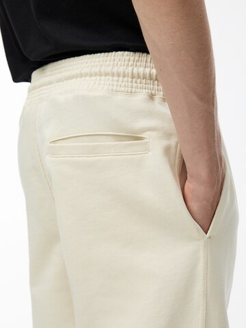 Pull&Bear Tapered Trousers in White