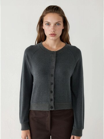 Cardigan Busem en gris
