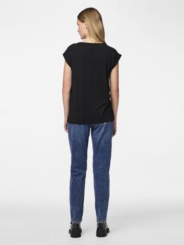 Maglietta 'Billo' di PIECES in nero