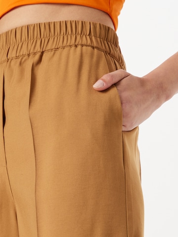 SECOND FEMALE Regular Pleated Pants 'Disa' in Brown