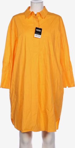 HERZENSANGELEGENHEIT Dress in M in Orange: front