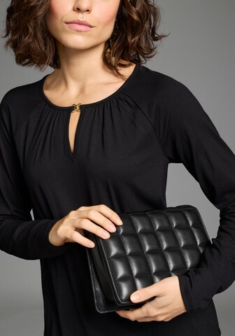 LAURA SCOTT Shirt in Black