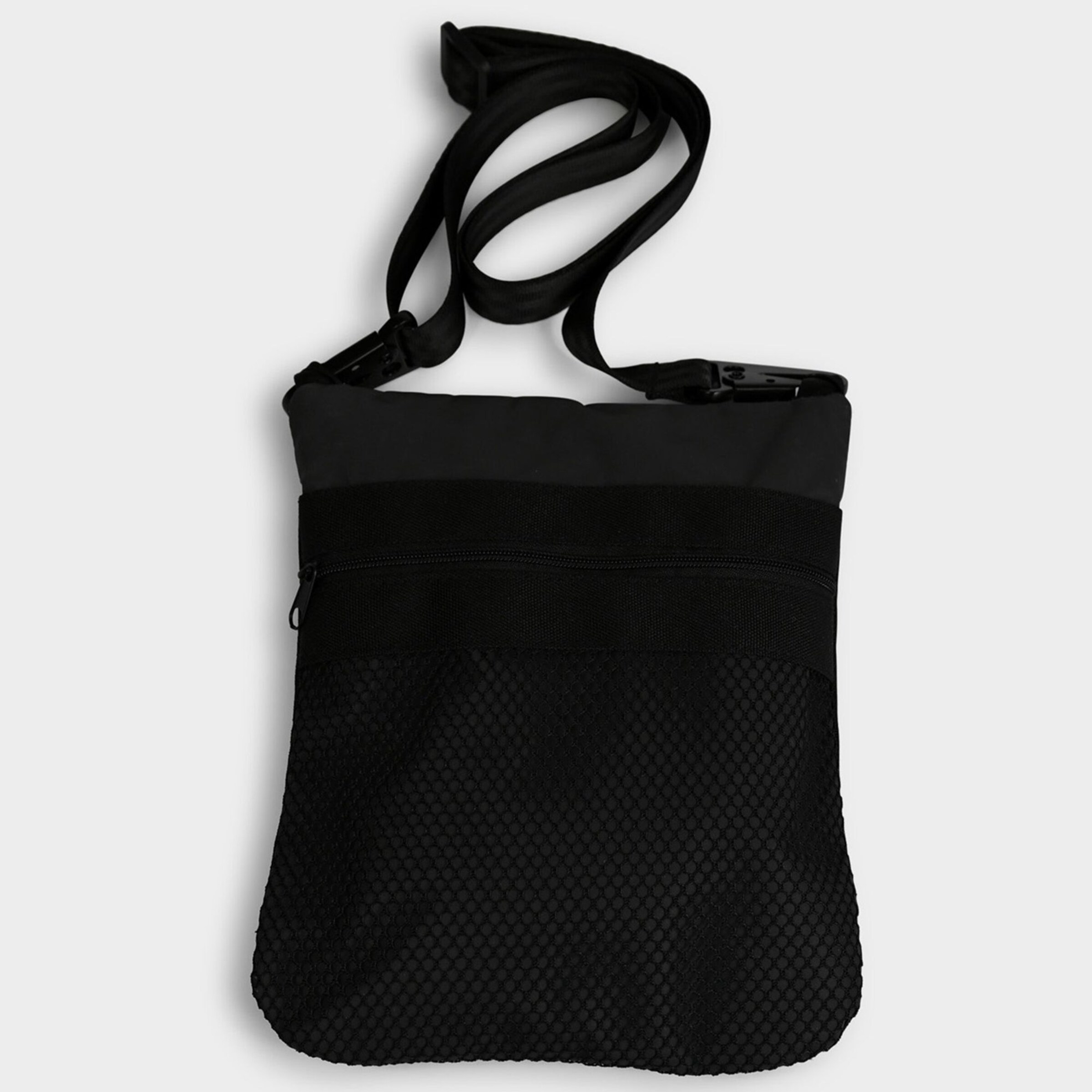 Freibeutler Crossbody Bag 'Toni' in Black ABOUT YOU