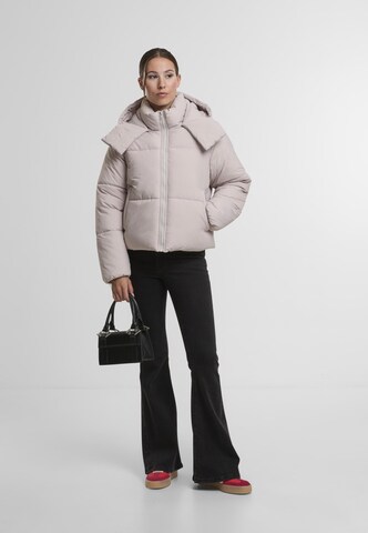 Urban Classics Jacke in Lila