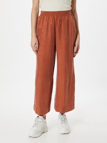 System Action Loose fit Trousers 'Saton' in Red: front