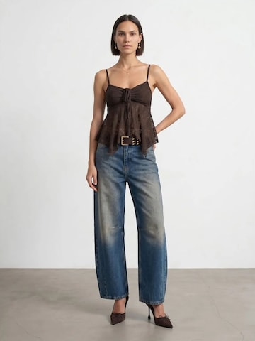 Top di Dilvin in marrone