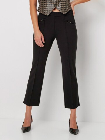 TONI Regular Broek in Zwart: voorkant