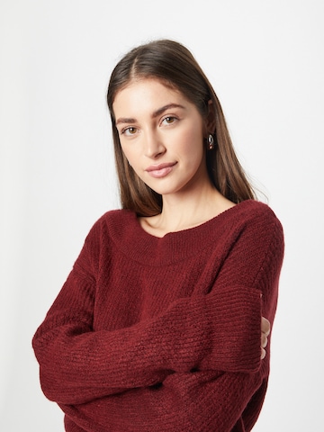 ABOUT YOU Pullover 'Sina' in Rot