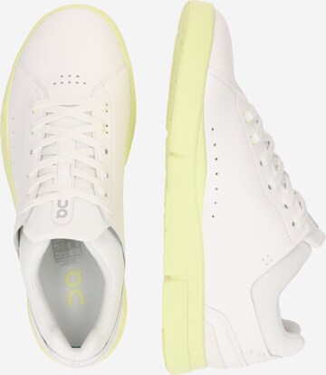 On Running shoe 'THE ROGER Advantage' in White