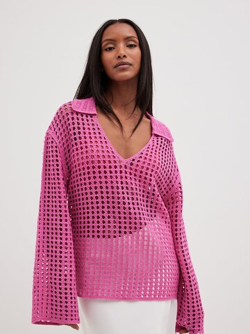 NA-KD Oversized trui in Roze: voorkant