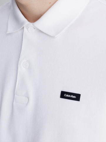 Calvin Klein - Camisa em branco