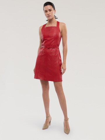 Robe Trussardi en rouge : devant