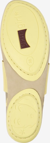 Ballerina con cinturino 'Right Nina' di CAMPER in beige