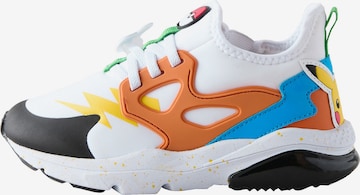 Next Tennarit 'Pokemon' värissä valkoinen: etupuoli