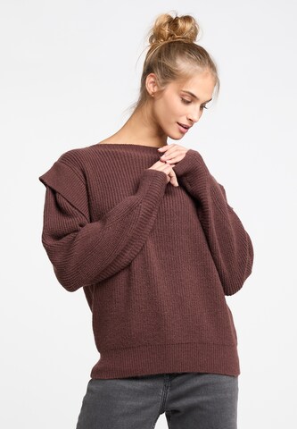 IZIA Sweater in Red