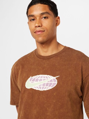 T-Shirt Nike Sportswear en marron