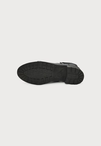 Bottines MUSTANG en noir