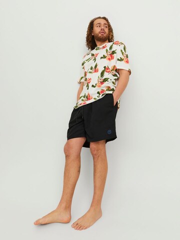 Jack & Jones Plus Badeshorts in Schwarz