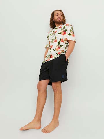 Jack & Jones Plus Badeshorts in Schwarz