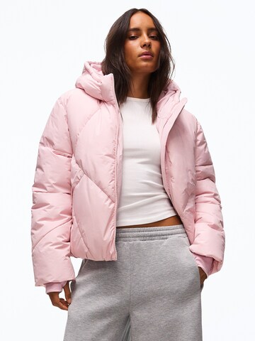 Bershka Zimní bunda – pink: přední strana