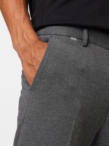 Coupe slim Pantalon CINQUE en gris