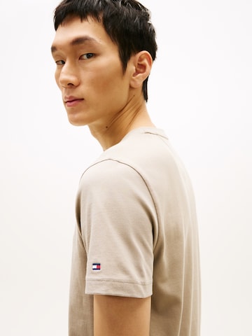 TOMMY HILFIGER Regular fit T-shirt i grön