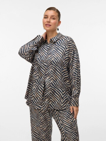 Vero Moda Curve - Blusa 'VMCVINA' en negro: frente