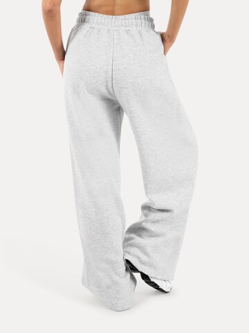 Smilodox Loosefit Oversize Jogginghose Thalea in Grau