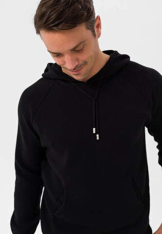 Pullover di Jimmy Sanders in nero