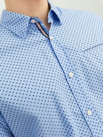 Slim fit Camicia di JACK & JONES in blu