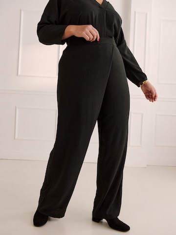 Loosefit Pantalon 'Hanne' Guido Maria Kretschmer Curvy en noir : devant