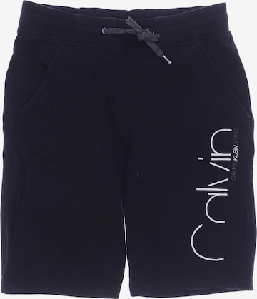 Calvin Klein Jeans Shorts in 31-32 in Black: front