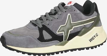 W6YZ Sneakers in Grey: front
