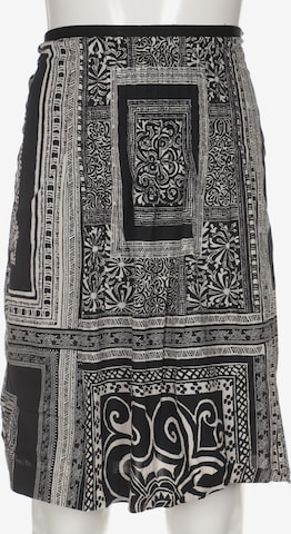 Etro Skirt in M in Black: front